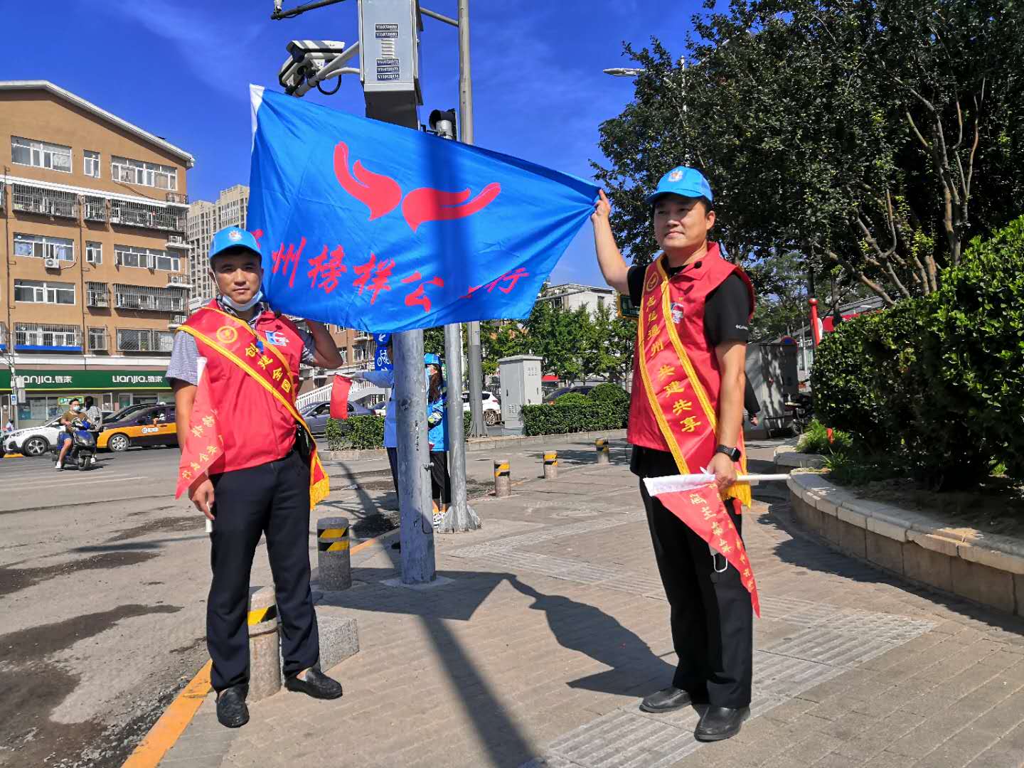 <strong>肏熟女屄视频</strong>